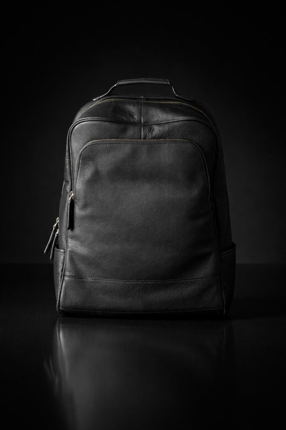 Men's Genuine Leather Backpack – Fashionable detail photo 3
