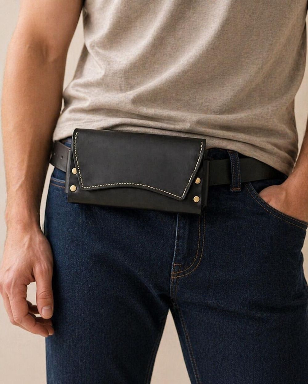 Retro Genuine Leather Waist Bag detail photo 3