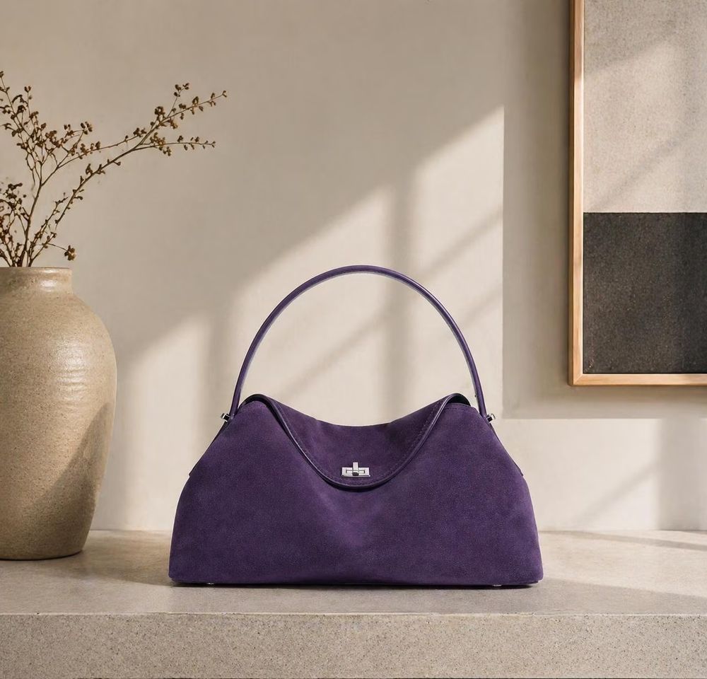 Suede Cowhide Leather Shoulder Bag detail photo 4