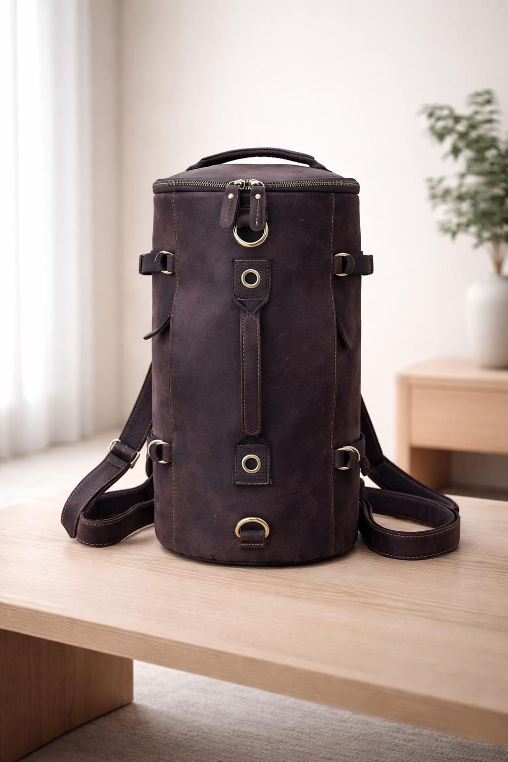 Unique Design Leather Backpack for Men detail photo 2