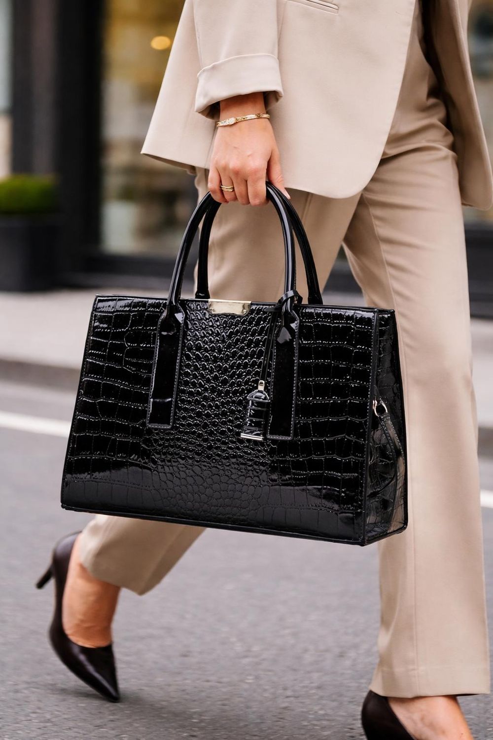 Vintage Crocodile Embossed PU Leather Tote Handbag detail photo 4