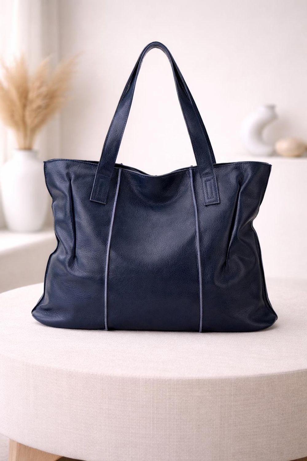Women’s Large Capacity Cowhide Handbag – Retro detail photo 4